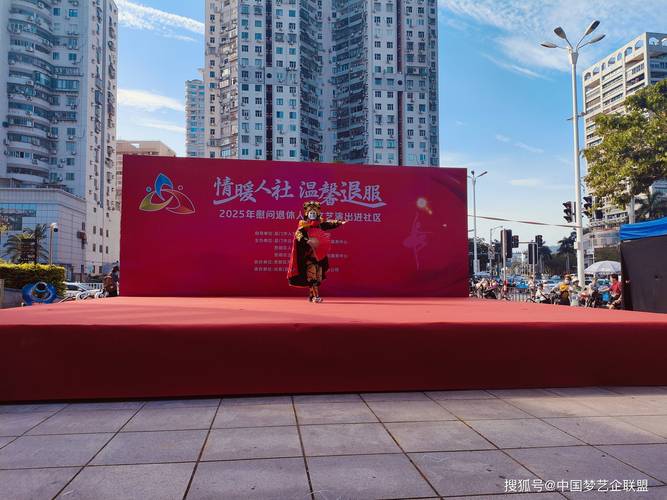 抖音优质内容创作_抖音一元100个赞_抖音创作者社区连接